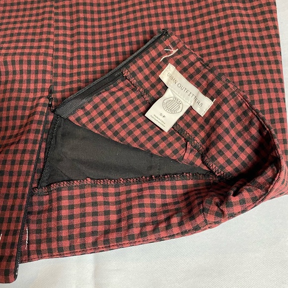 Urban Outfitters Plaid Skirt - Picture 4 of 4
